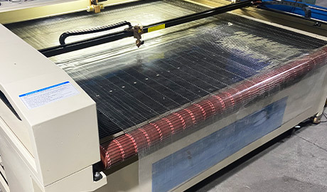 conveyor-table- feeding-03