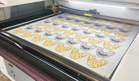 conveyor-table- feeding-04