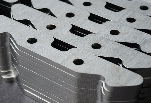 stainless-plate-cutting